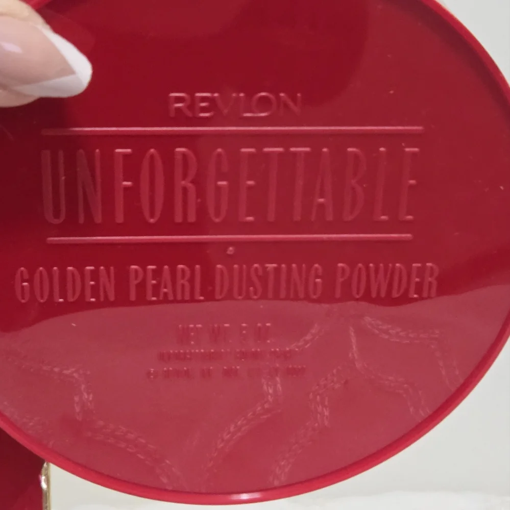 Revlon 'Unforgettable' Golden Pearl‎ Dusting Powder 5 Oz VINTAGE Discontinued